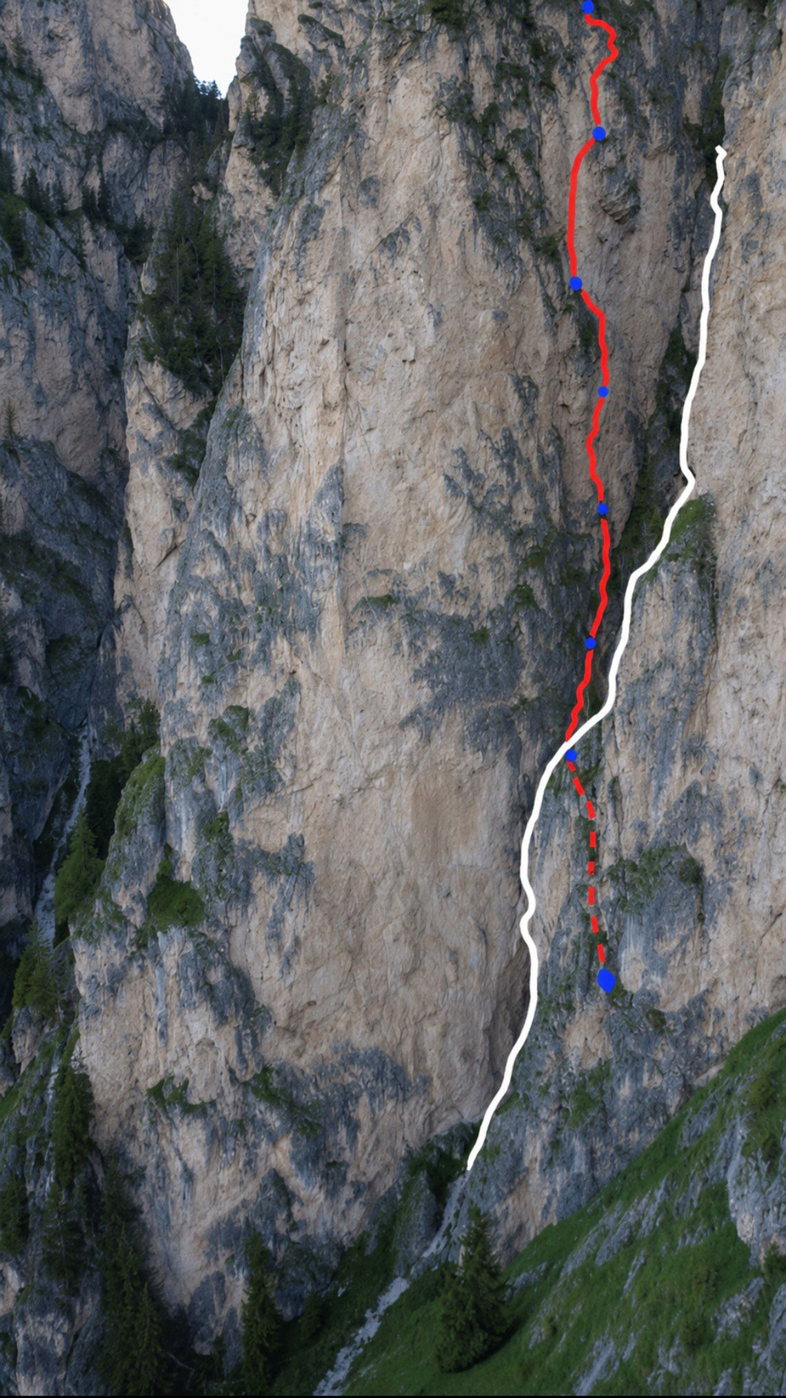 Via Gaia Ciampanil de Val foto 1